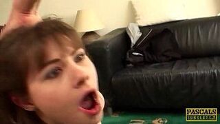 Молодую шлюшку Луна Ривал грубо трахнули в задницу перед кремпаем - порно видео