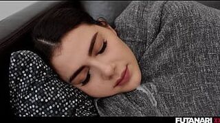 Валентина Наппи сосет и скачет на большом члене своего клона-фута, заставляя ее лопнуть от большого количества спермы на лице - порно видео