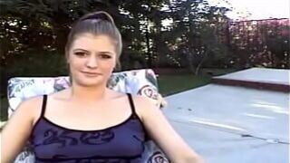 Трахать новую домохозяйку - порно видео