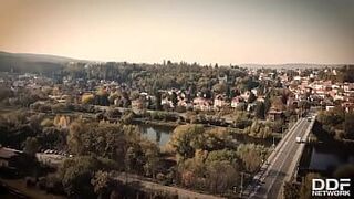 Грязный бассейн, грязные мысли - порно видео