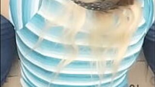 ЛЮБОВНИК - Моя маленькая шлюха сосет мои яйца - порно видео